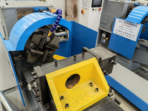 半自动碳钢管车丝机